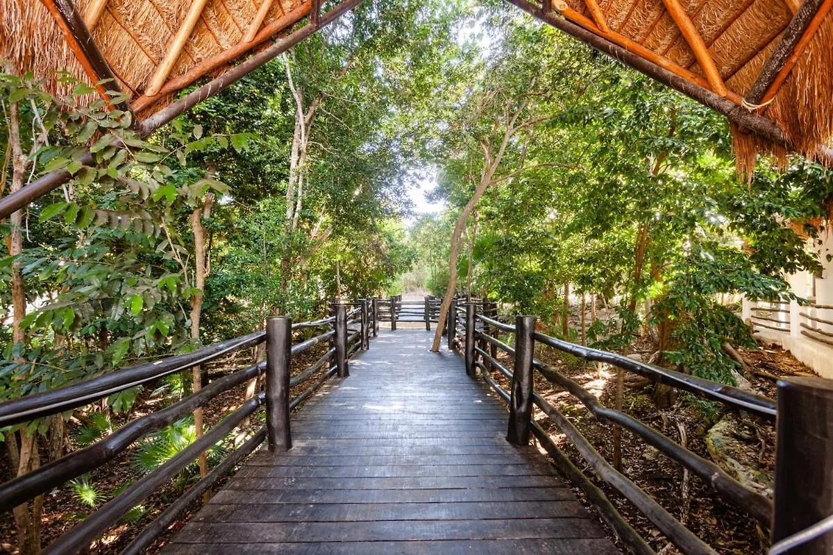 Casa Acalan Villa Puerto Morelos