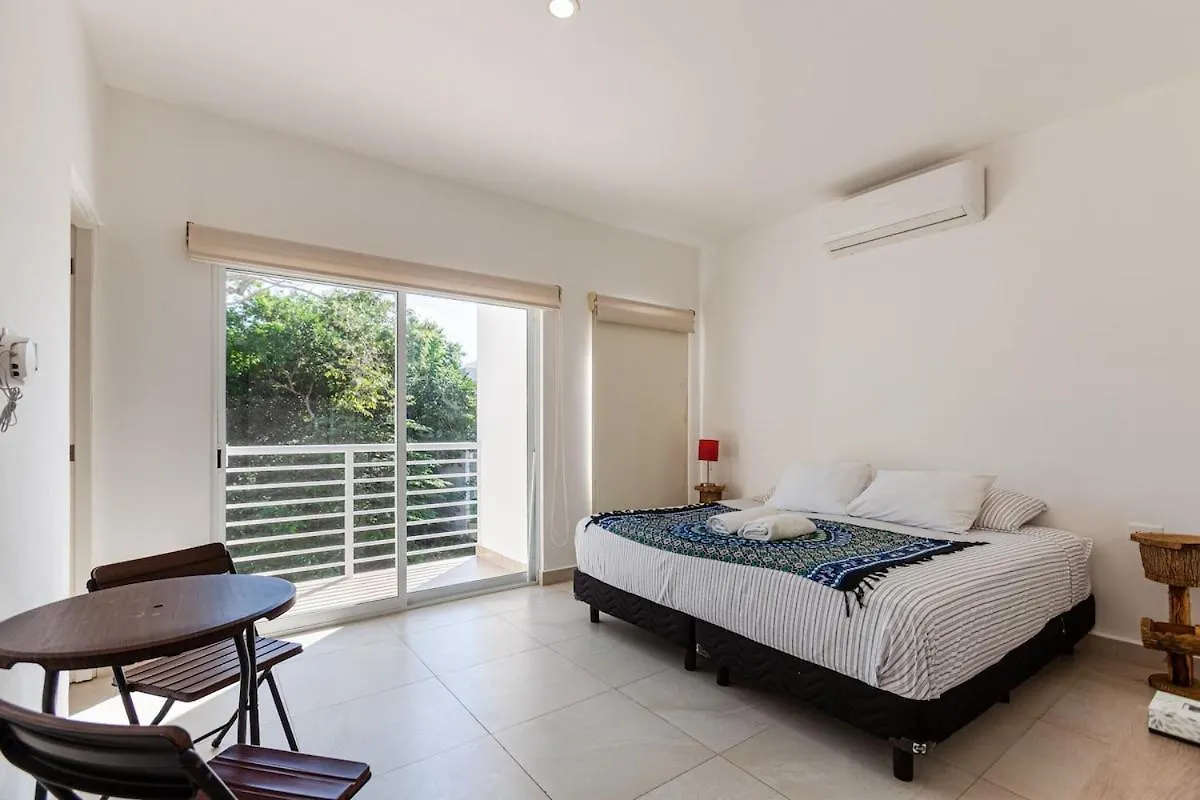 Casa Acalan Villa Puerto Morelos Mexiko